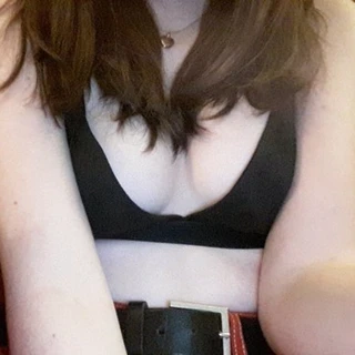 mistress lucy👅