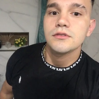 👑 Lüîîghîî (TOP 3%) 🤩