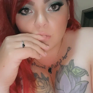 Luna Red