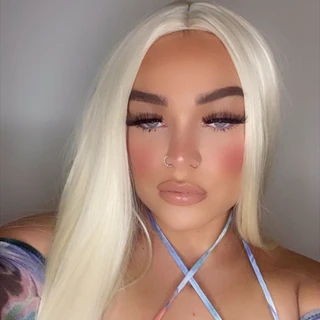 It’s Lauren X