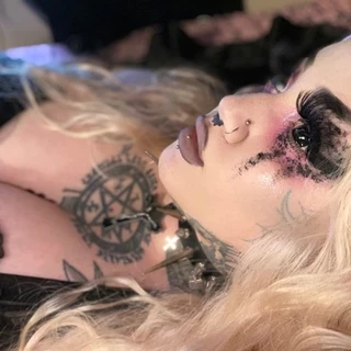 𝕷𝖚𝖈𝖞🦇