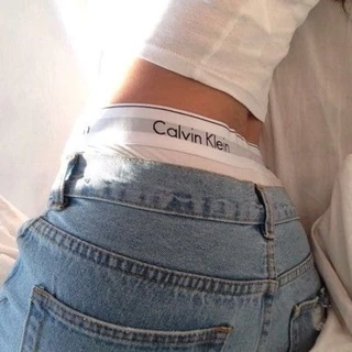 👑
