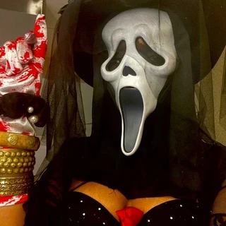 Madame Ghostface FT. NOBODY BUT ME!