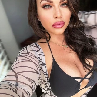 Mandi May Fat 🍑 Latina 🇵🇷 Let’s Sext 😈