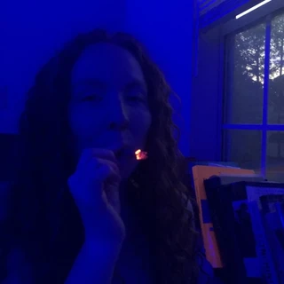 Red <3