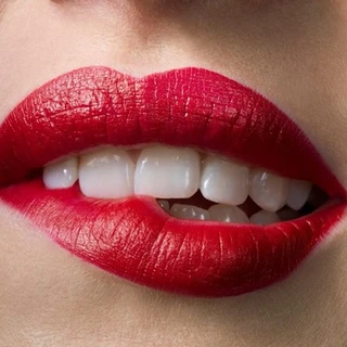 Mary Lips
