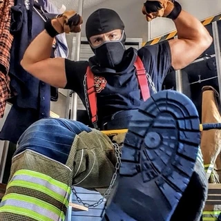✅REAL Master FireMan XXL🔥11 inch Cock 🍆😈