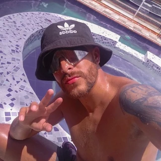 Matt villa