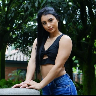 Melanyrosse