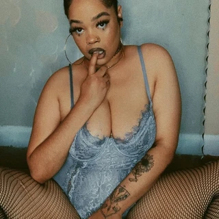 Jazmine Douglas