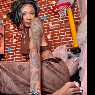 TheBarefoothooper