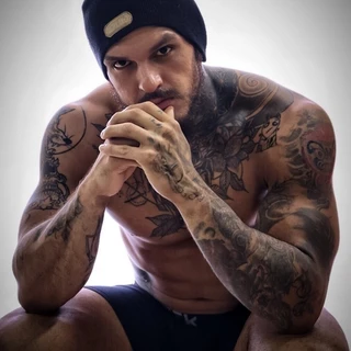 MICHAEL VIEDMA