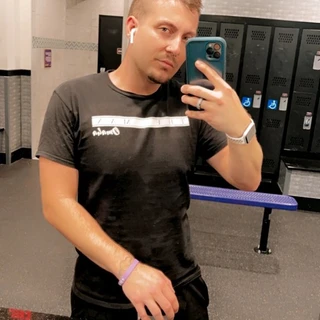 Horni boi