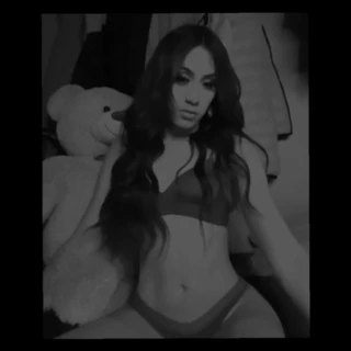 Mila Rianne 🍒