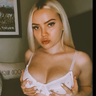 Millie🍒