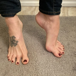 Miss Toes