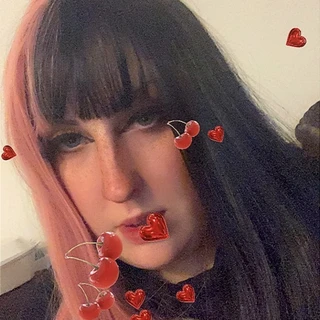𝔐𝔦𝔰𝔱𝔯𝔢𝔰𝔰 𝔅𝔢𝔢 💋