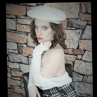 Miss Ari