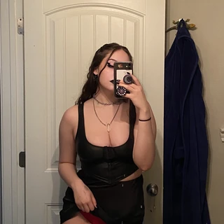 Mistress Fae