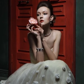 Mistress.gala