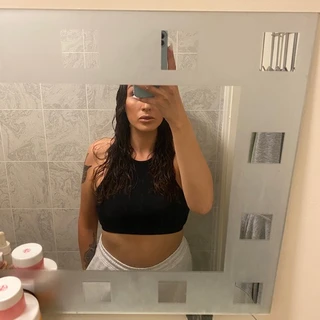 Olivia 🖤