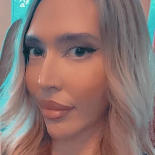 Sheylla Bella