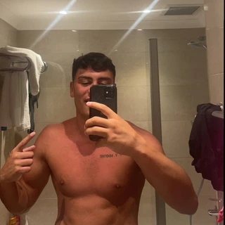 👀