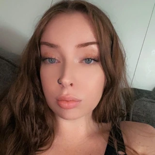 ℳℴ𝓁𝓁𝓎 ℳ𝒸ℬ𝓊𝓉𝓉ℯ𝓇🍒