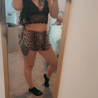 👑🐝