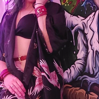 MomOnTheMoon