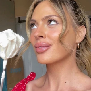 Danielle Sellers
