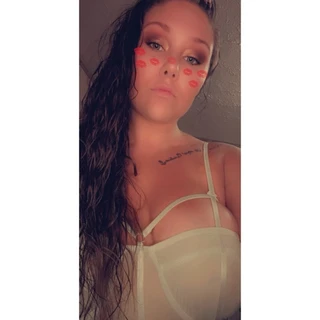 M 💋
