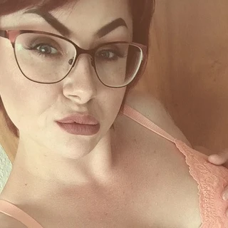 MystikaXoXo96