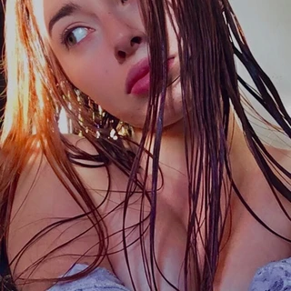Narella Loyy