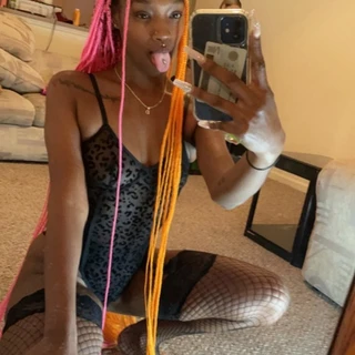 Nelllyy💕😈
