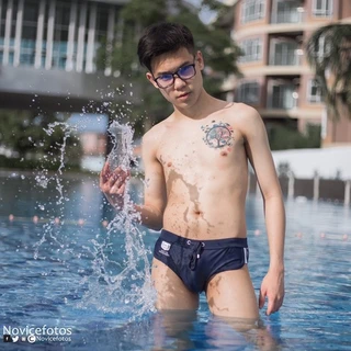 JR