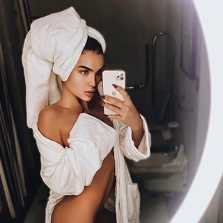 Natali😈
