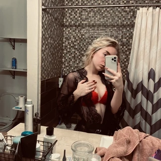 Petit treat 🥵