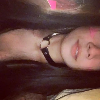 👑