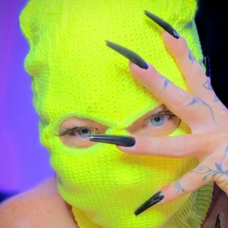 Neon-Bunny ASMR