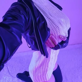 NeonFuta💜💖