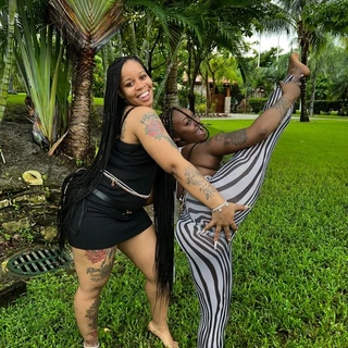 Chocolate 🍫 Vanilla 🍦Swirl 🥵