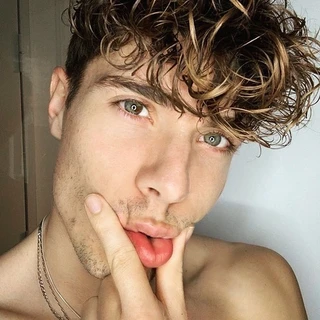 Romain