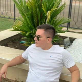 Nicolás