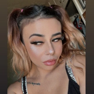 nicole nicole 🖤