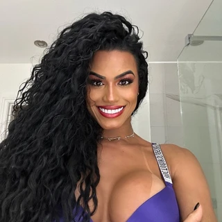 Nicolle Laís