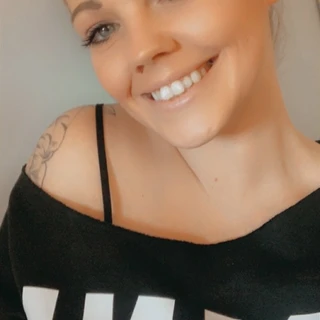 Nikki 🌹Rose