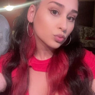 Nikki B