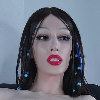 ℕ𝕚𝕟𝕒 ℕ𝕖𝕖𝕣𝕤