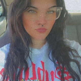 Kყʅιҽ Cԋɾιʂƚιɳҽ TιႦႦҽƚƚʂ